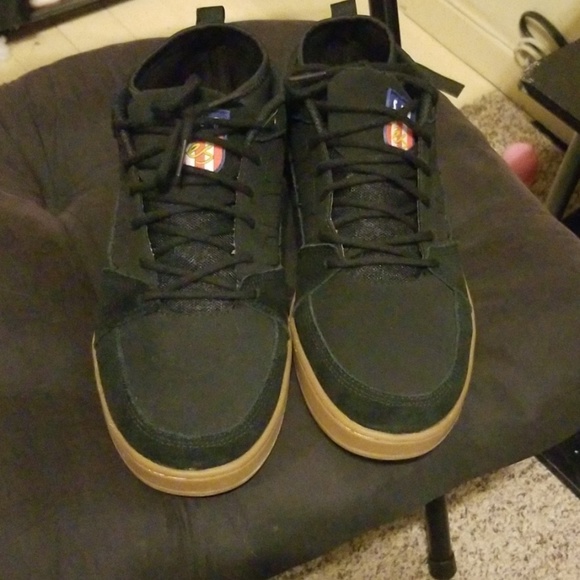 es Other - `es skate shoe